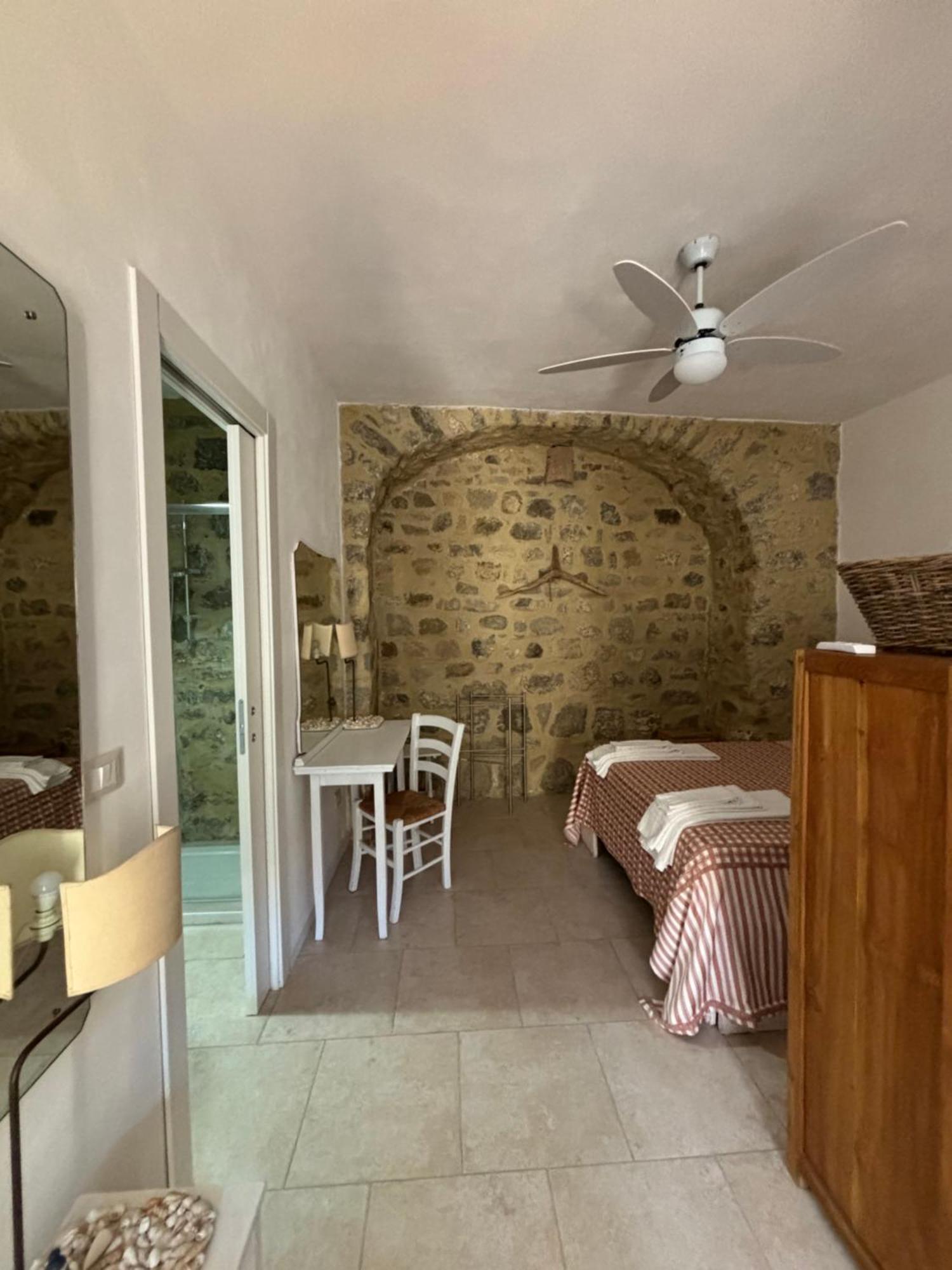 Casa Castello Hotel Рока Империале Екстериор снимка